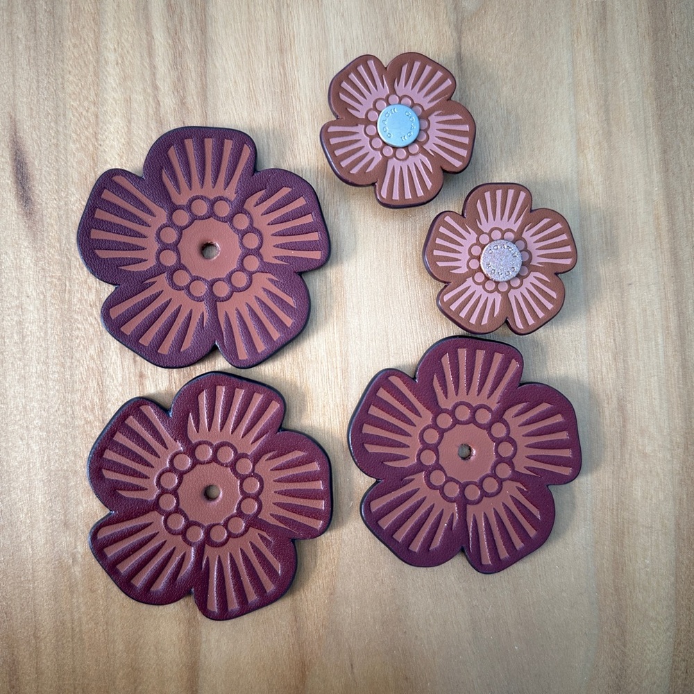 Coach Create Tea Roses